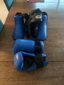 Taekwondo Protective gear - gloves, helmet and foot protectors
