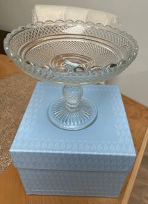 Newbridge Glass Fruit Bowl/ Stand