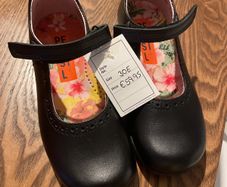 girl shoe