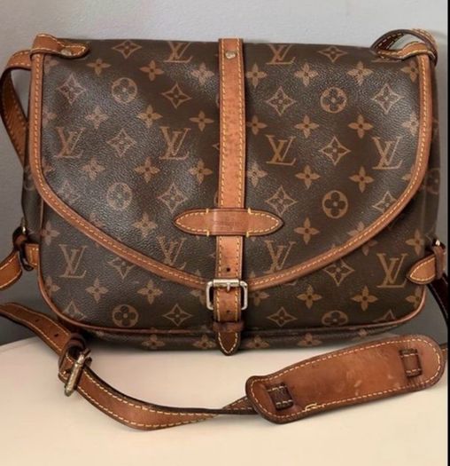 Vintage Louis Vuitton Samur MM bag