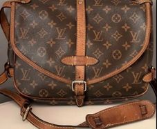 Vintage Louis Vuitton Samur MM bag