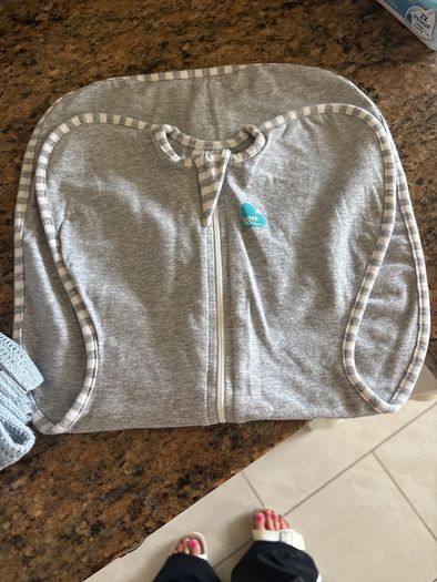 baby blankets and swaddle