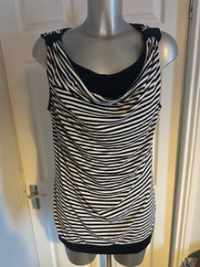 Gina Benotti black& white striped top size UK14 EU42