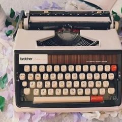 Vintage Japanese Typewriter