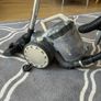 vacuum bagless Image 2