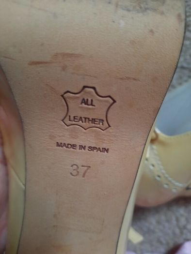 Thomas Patrick cream high heel mary janes