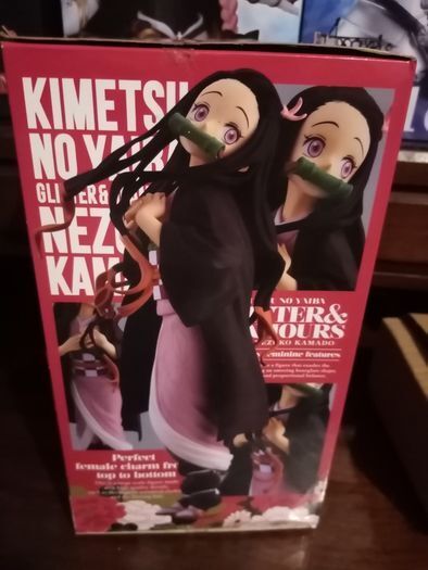 18 anime figurenes