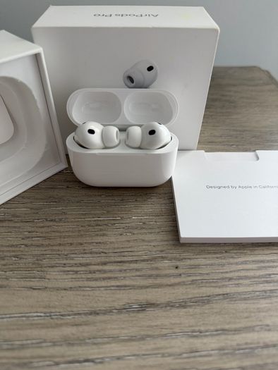 Apple Airpod Pro Gen 3 (latest)