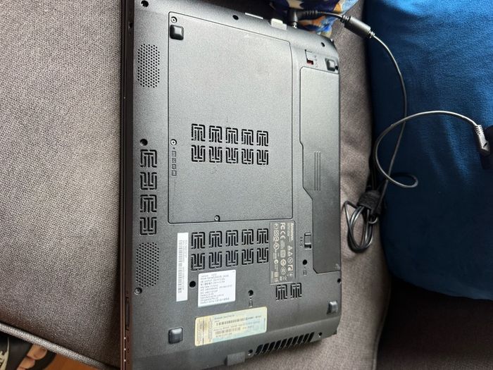 Small Lenovo i3 laptop