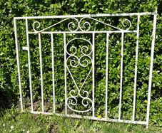 Driveway gates