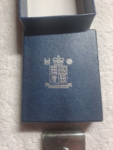 Royal Mint 150 years of Libraries money clip