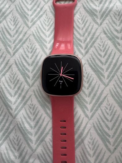 Fitbit versa 4