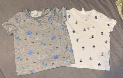 2 H&M baby tshirts 3-6 months