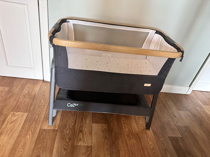 Tutti Bambini coZee Lite bedside cot