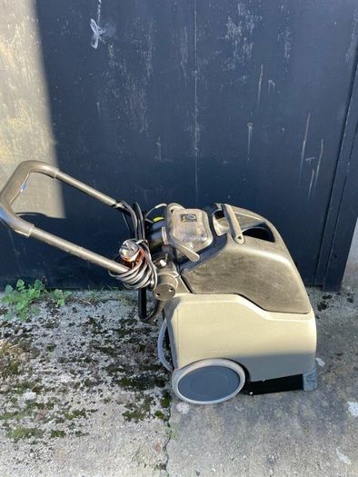 Carpet Cleaner Karcher BRC 30/15 C