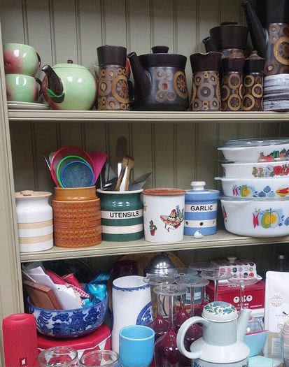 Fabulous RARE Collectable Traditional Cornishware Storage Jar in the Very Rare and Discontinued Gold & White Colourway, TG Green, Restyled by Judith Onions, Circa 1968 to 1975