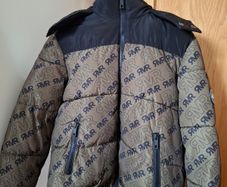 Boys River island Jacket 9-10 yrs