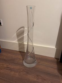 Large Louise Kennedy for Tipperary Crystal 'Spindle Tree' Vase (24 Inch)