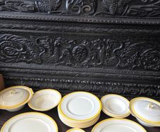 Hand Painted Myott 18 piece dinner set