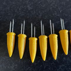 8 Corn On Cob Sticks