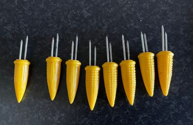 8 Corn On Cob Sticks