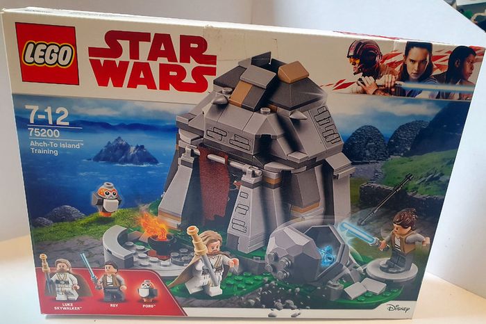 Lego Star Wars 75200: Ahch-to Island training set (2018) 100% Complete W/BOX