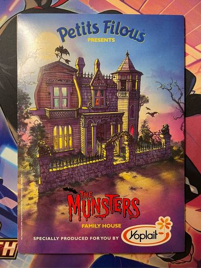 The Munsters Family House Cardboard Assembly Model Kit Petits Filous Yoplait 1995 Brand New