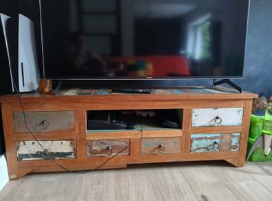 TV Stand/Media Unit