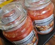 Yankee Candle  2 large