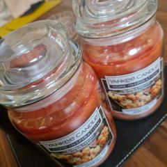 Yankee Candle  2 large