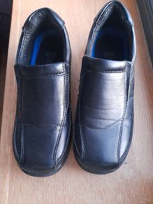 Boys shoes