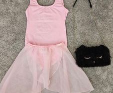 Leotard, skirt, and bag for the shoe storage 6-8 years