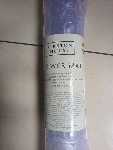 Kirkton Shower Mat. (Suction  Cup Backing) S. 54 x 53 cm.  B.N.W.T