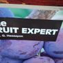 The Fruit Expert / Dr. D. G. Hessayon / 2006 Image 3