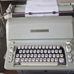 Hermes Ambassador Typewriter