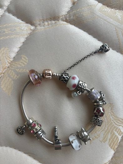 Pandora Silver Womens Bracelet with 13 charms