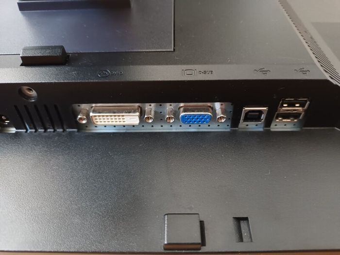 Dell Vostro 430a + Dell Monitor