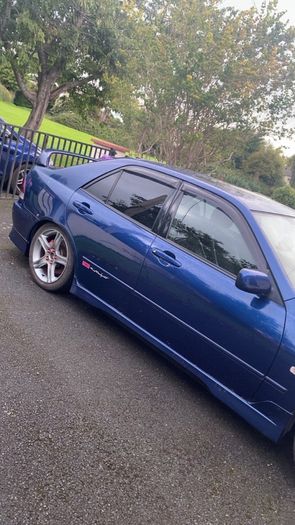 lexus is200 is 200 se