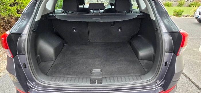 Hyundai Tucson with warranty