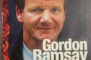 Gordon Ramsay cooking for friends hardback