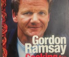 Hordon Ramsay cooking for friends hardback