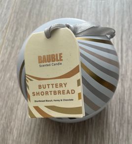 BRAND NEW Bauble Scented Candle - Buttery Shortbread