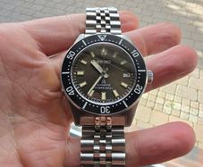Seiko Prospex SPB143J1 Automatic Diver 200m, Full Seiko Service, Uncle Seiko Jubilee