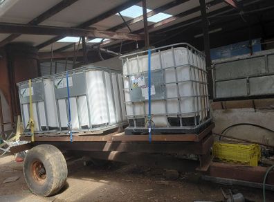 Mobile water tank