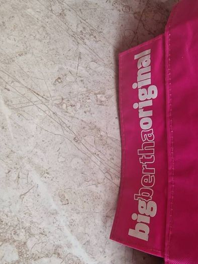 Big Bertha XXL beanbag Hotpink