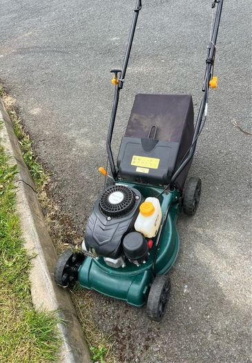 Lawnmower