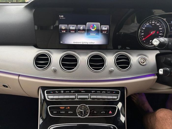 Mercedes-Benz E 2.0 Diesel | Panoramic Sunroof