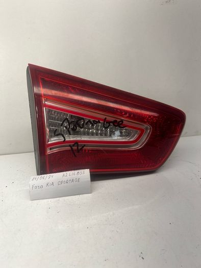 Kia Sportage Mk3 2011 Rear Tail Light On Tailgate Passenger Side 92405-3w0 A2l16b3s