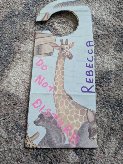 do not disturb sign