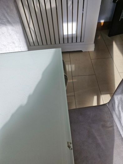 Table, Cooker & Dishwasher